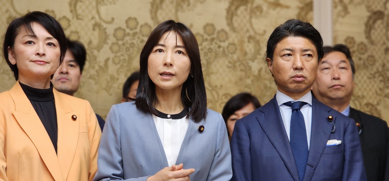 悪質ホストクラブ被害対策推進法案」を衆議院に提出 - 塩村あやか公式