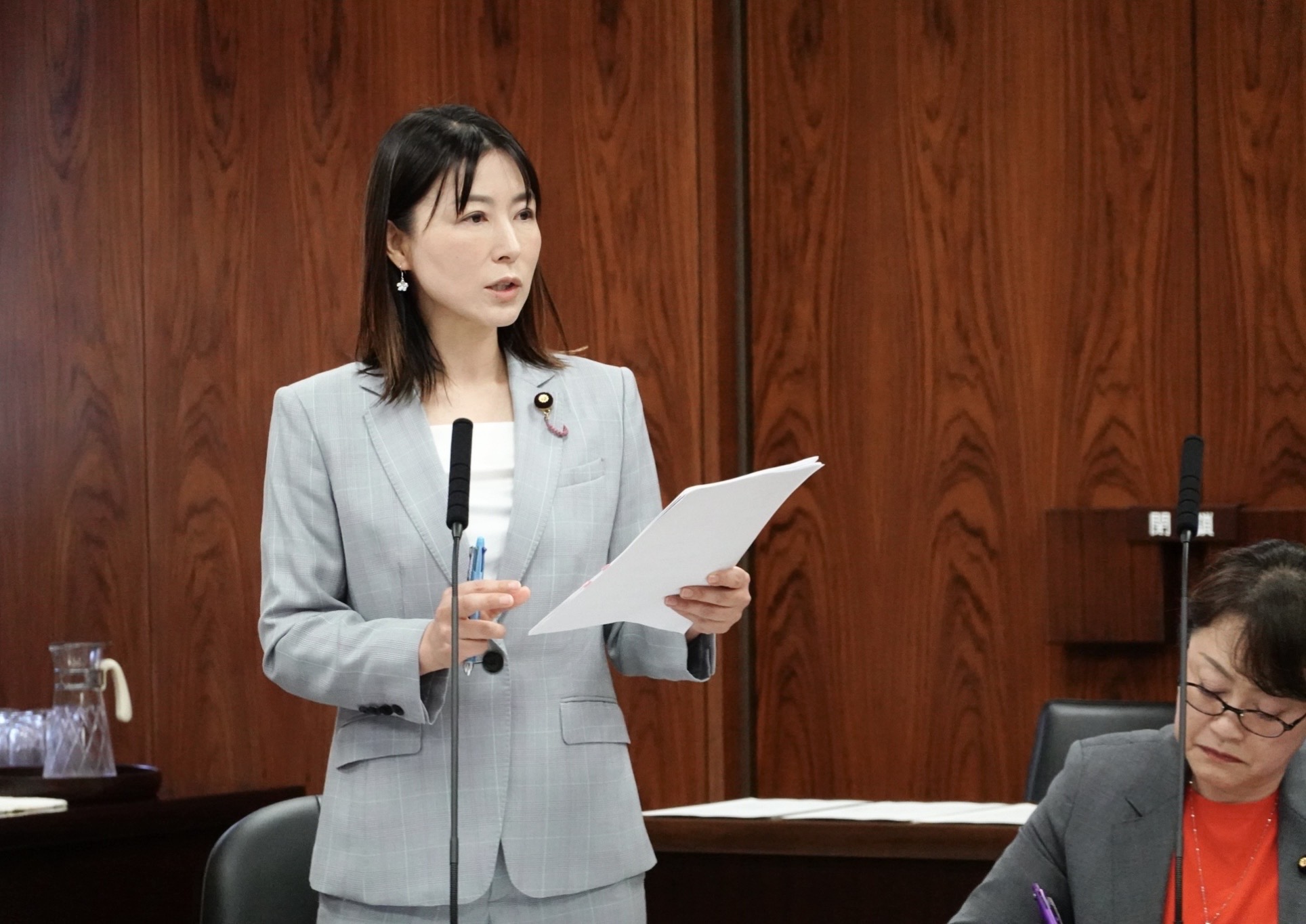 内閣委員会質疑】〜犯収法改正案とは？〜 - 塩村あやか公式サイト